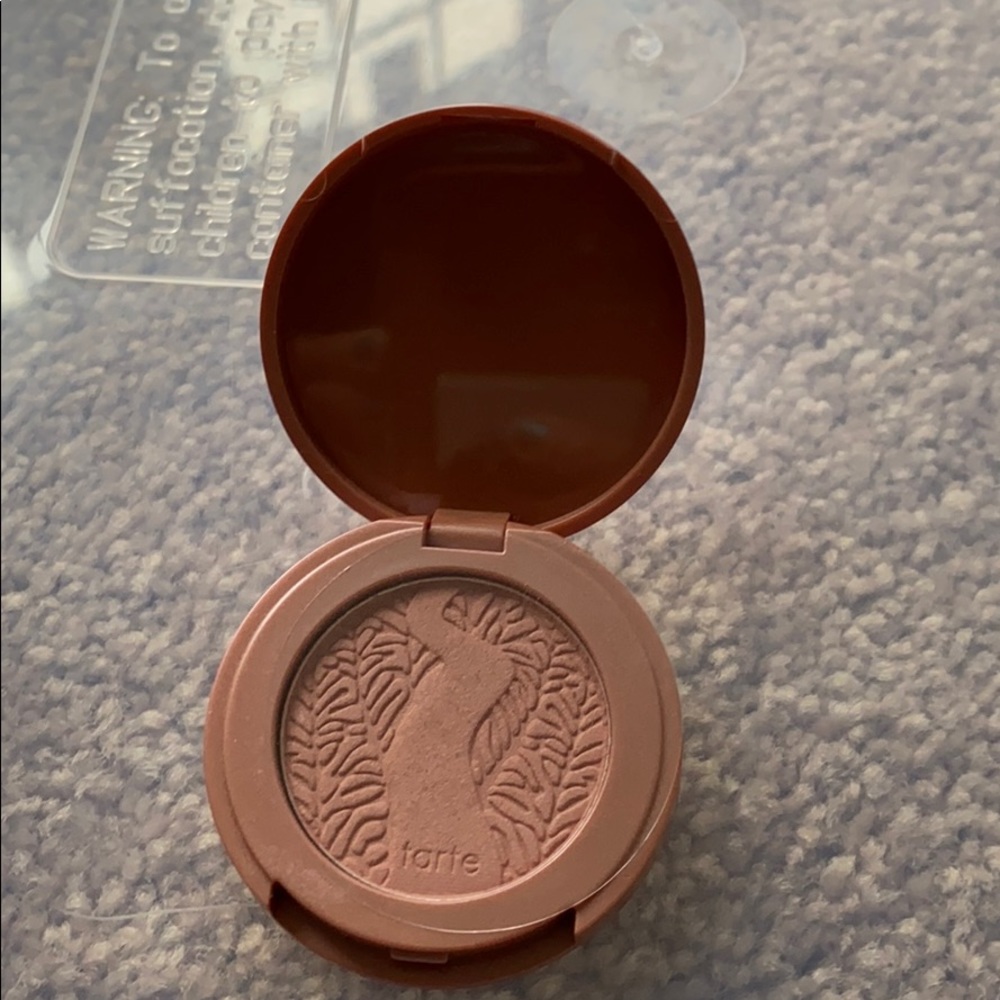Tarte blush